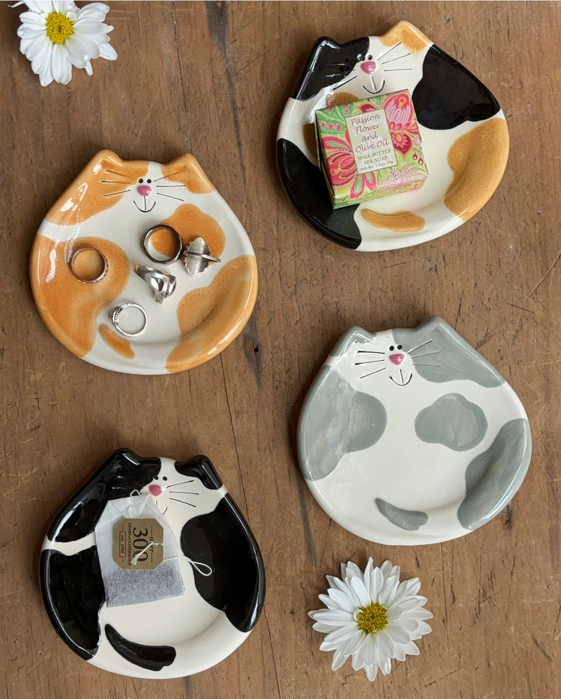 5" Ceramic Cat Dish: Spots