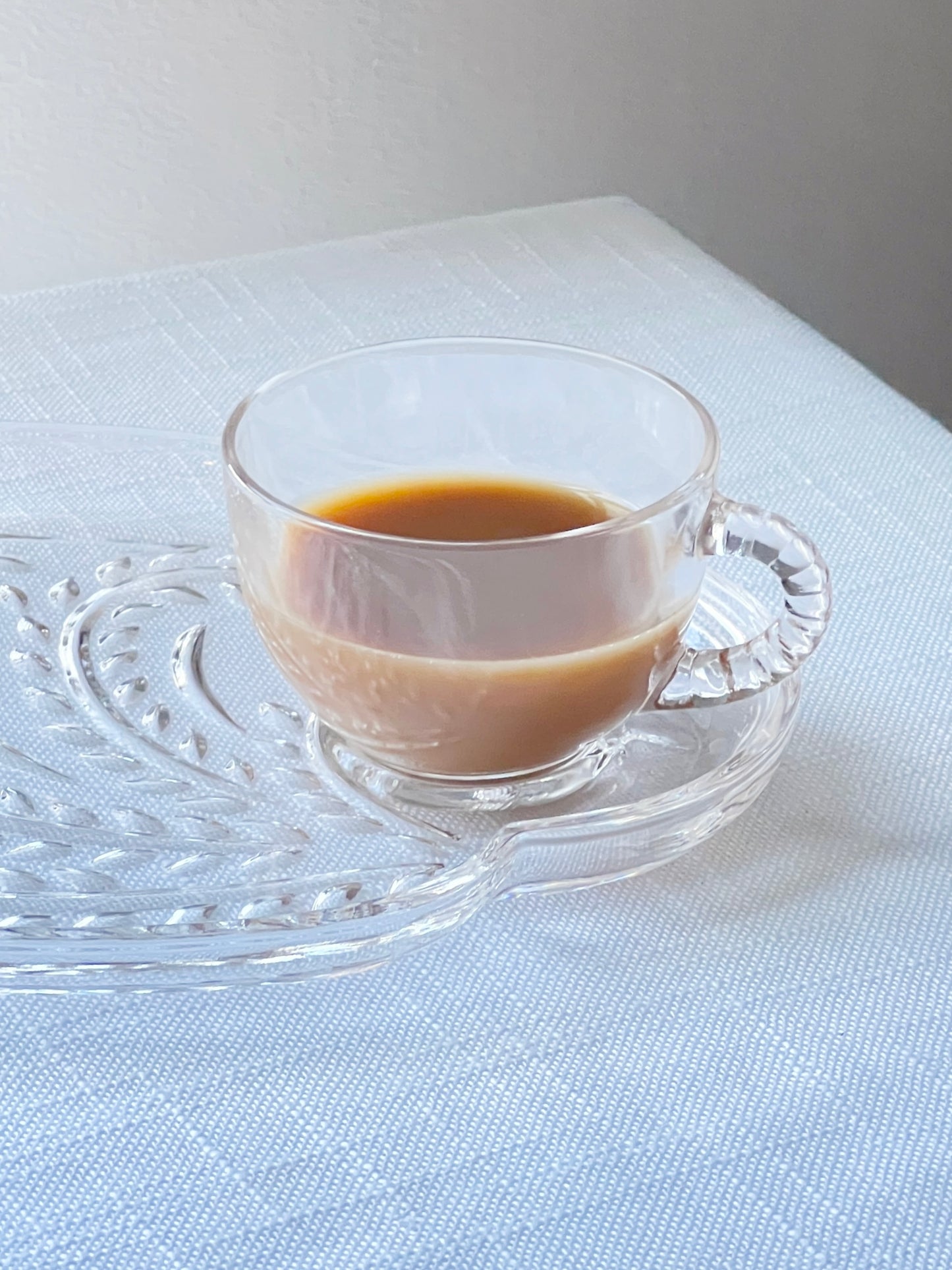 Vintage Wheat Cup & Snack Tray Set