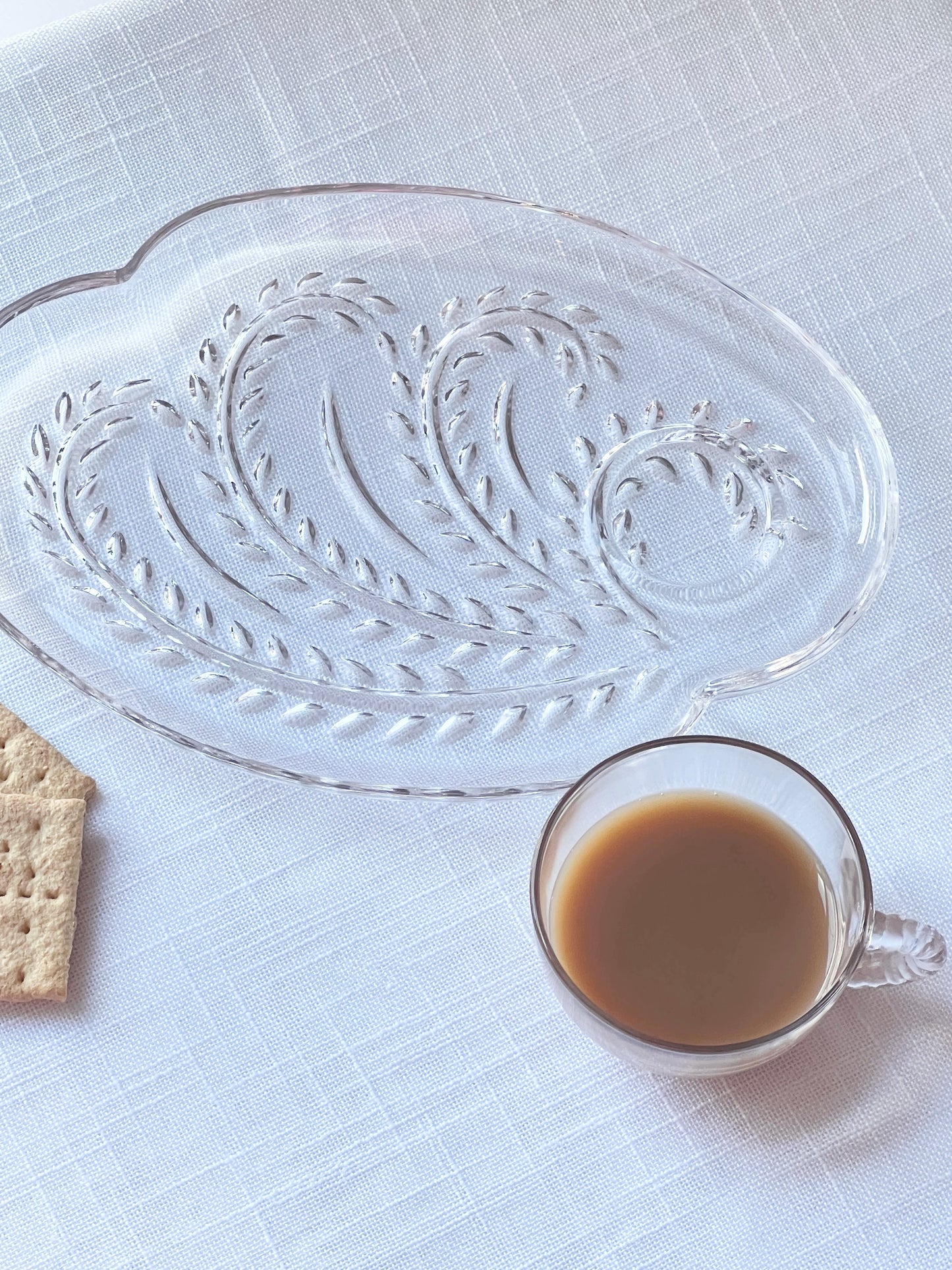 Vintage Wheat Cup & Snack Tray Set