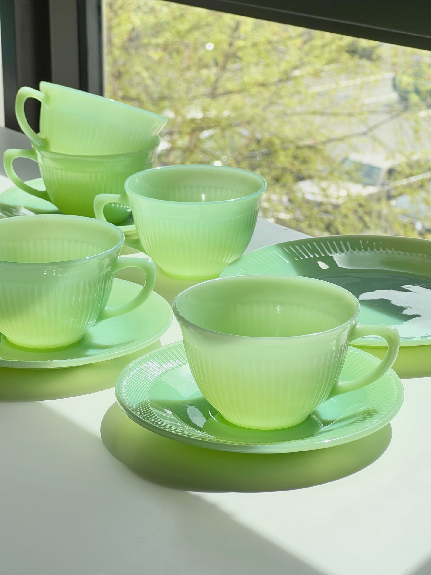 Jadeite Translucent Glass