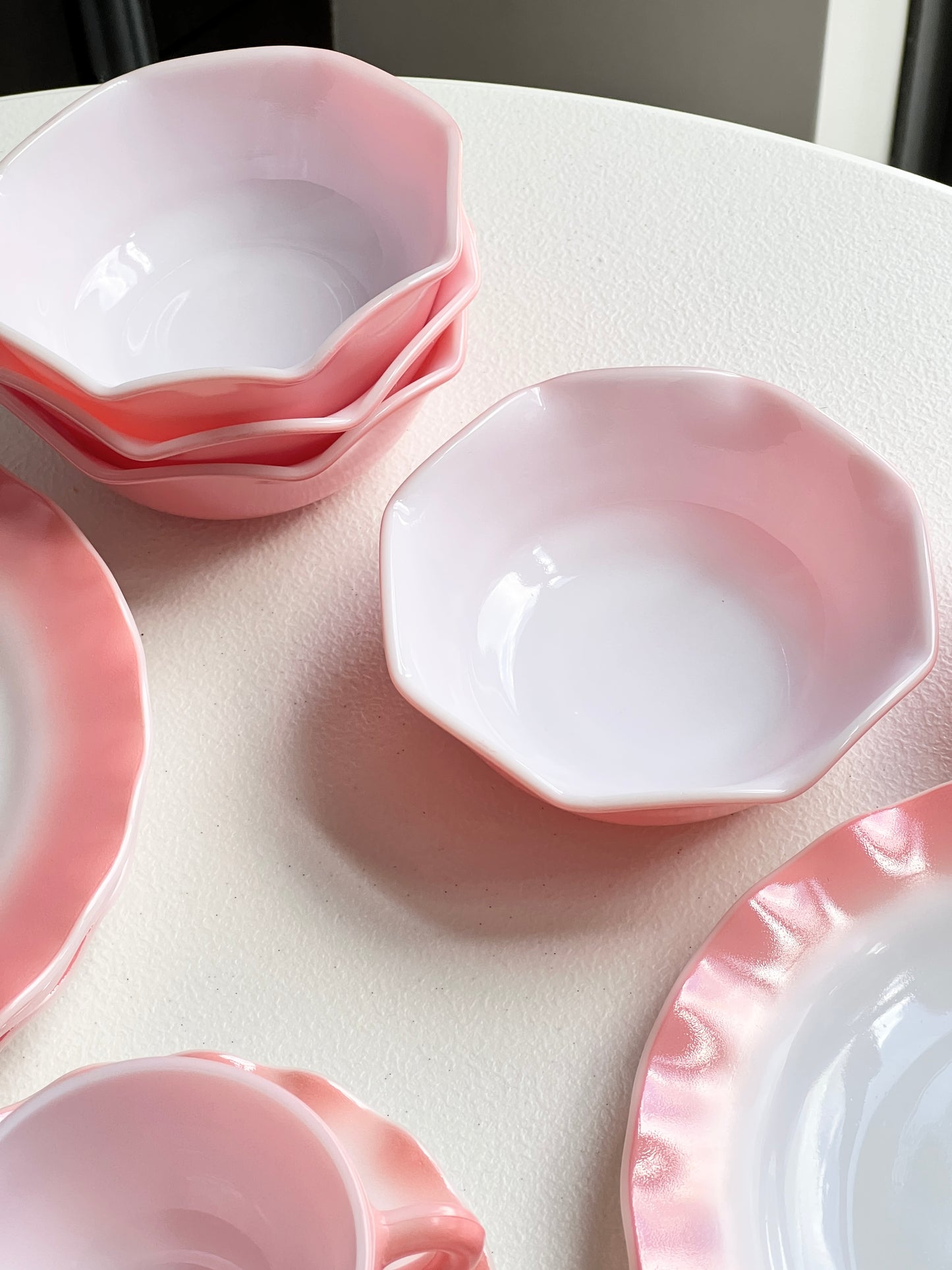 Vintage Pink Ripples Dinnerware