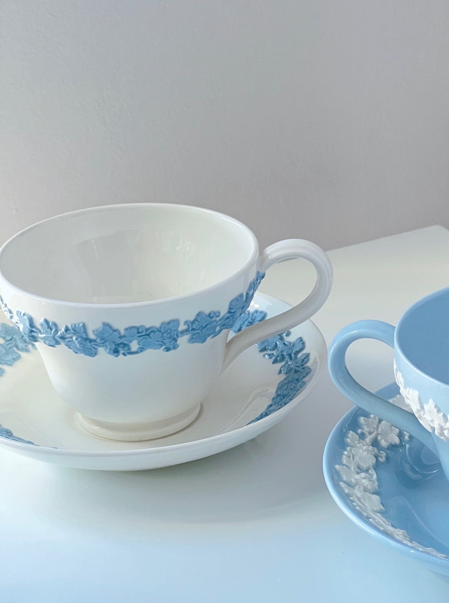 Vintage Embossed Blue&White Dinnerware