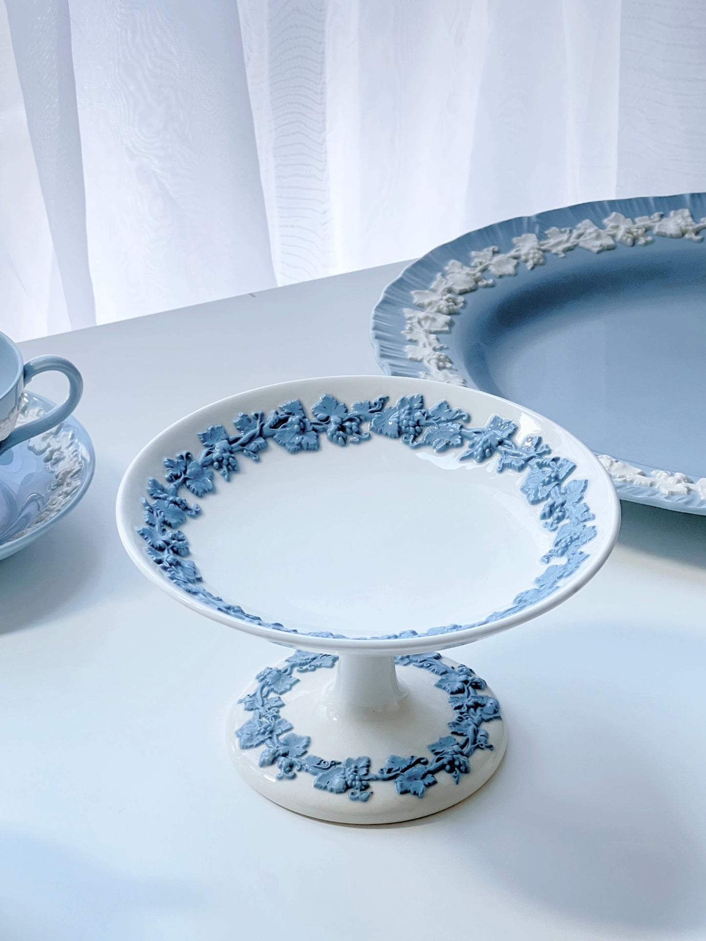 Vintage Embossed Blue&White Dinnerware