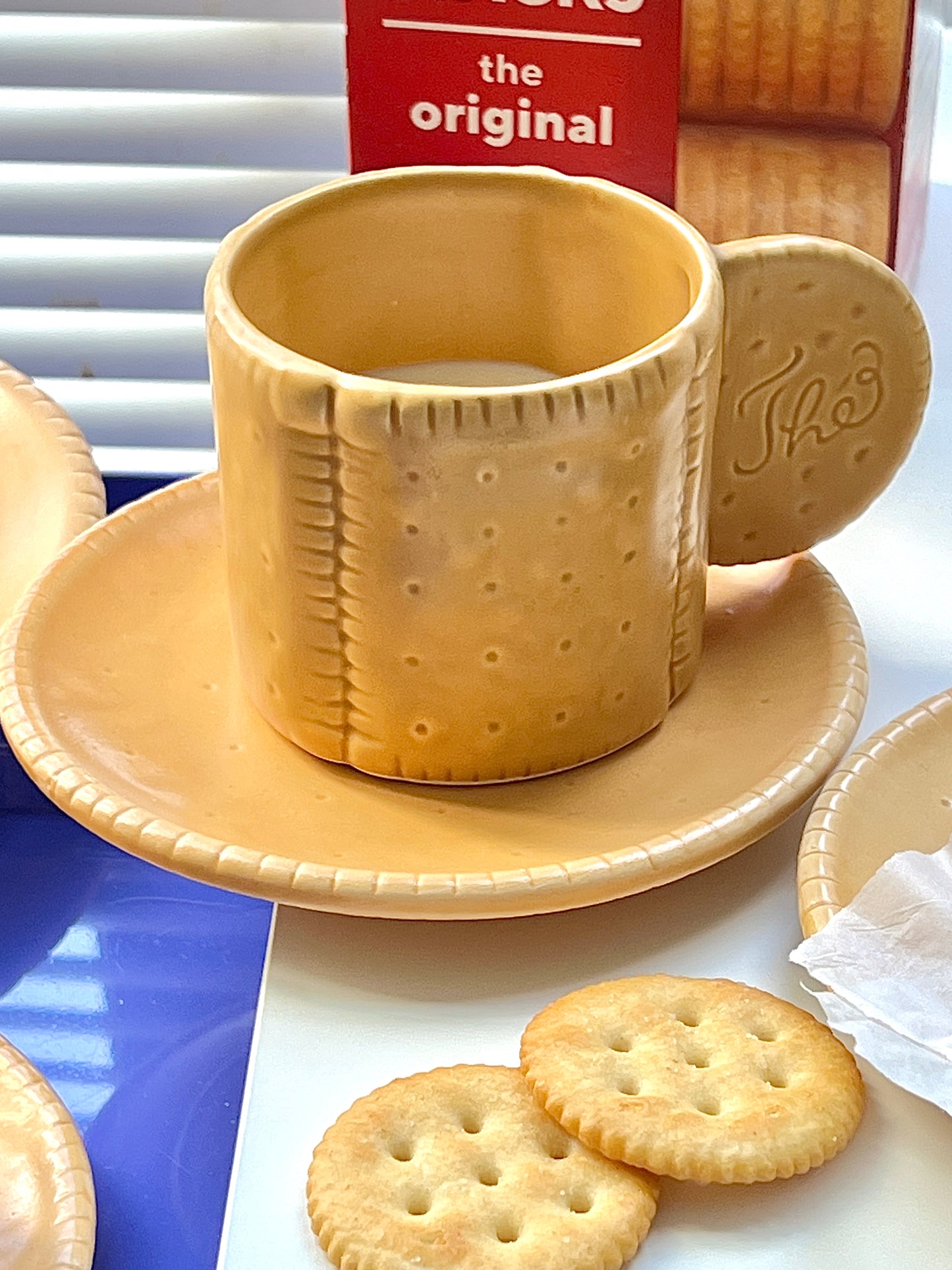 Vintage Cracker Dinnerware